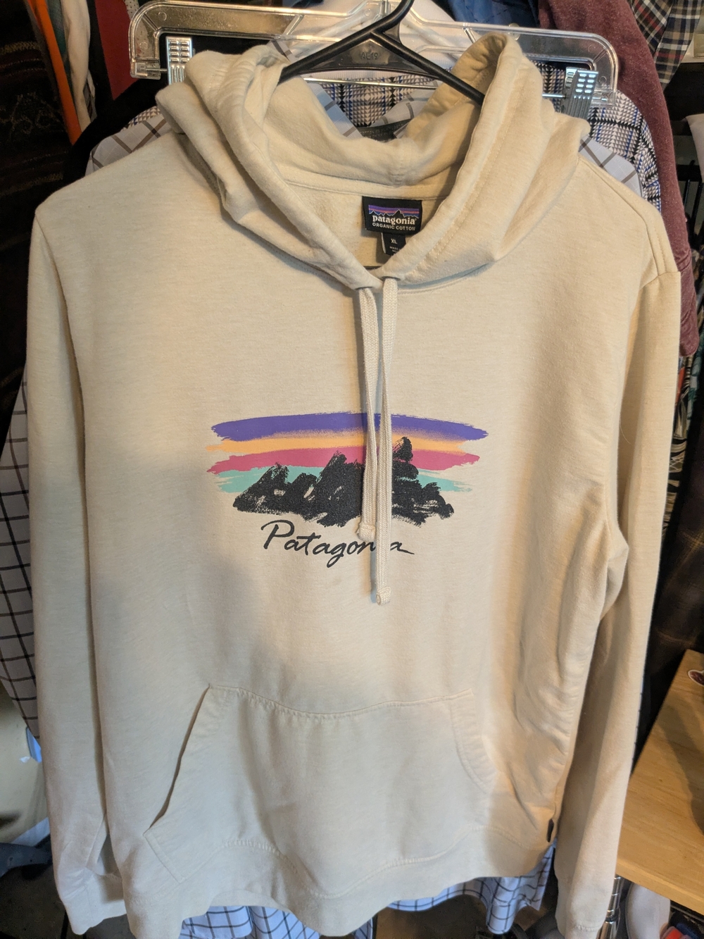 Women's Patagonia Cream Pullover Hoodie with Multicolor Mountain Graphic